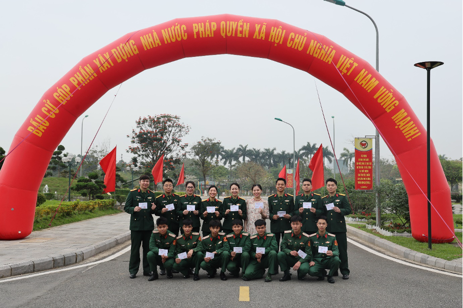 /UploadStore/admin/260315 bau cu/3.png